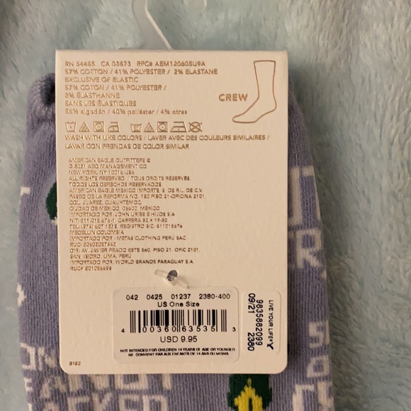 American Eagle Elf Crew Socks - Picture 3 of 5